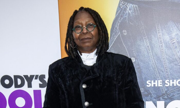 Whoopi Goldberg participa da estreia mundial de "Nobody's Fool", em Nova Iorque, no dia 28 de outubro de 2018 (Charles Sykes/Invision/AP Photo)
