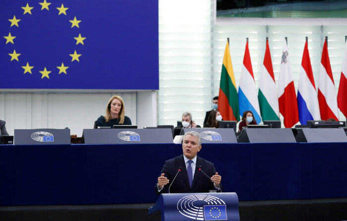 O presidente colombiano, Iván Duque, em um discurso perante a sessão plenária do Parlamento Europeu, em Estrasburgo, na terça-feira (EFE/EPA/JULIEN WARNAND)