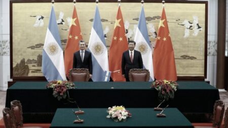 China se prepara para dominar a América Latina em 5 anos: especialista em segurança