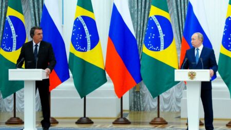 Rússia divulga os países que poderão participar do seu mercado cambial, lista inclui Brasil