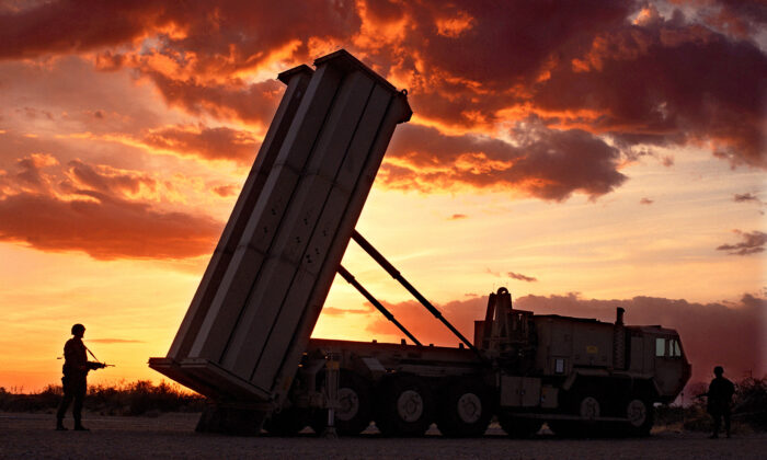 Uma bateria de mísseis THAAD, semelhante às implantadas na Coréia do Sul (Lockheed Martin)