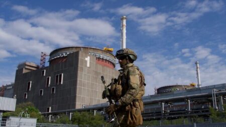 UE condena decreto russo de apropriação da usina nuclear de Zaporizhzhia