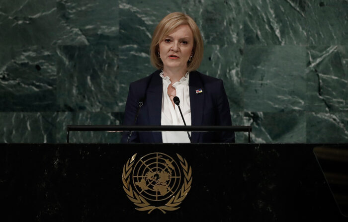 A primeira-ministra britânica Liz Truss faz seu discurso na Assembleia Geral da ONU em 21 de setembro de 2022 (EFE/EPA/Peter Foley)