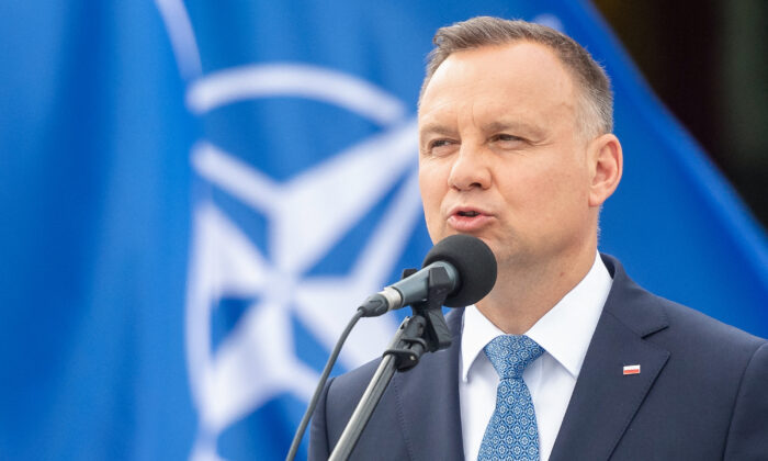 O presidente da Polônia, Andrzej Duda, fala em um evento em Gdynia, Polônia, em 22 de julho de 2022. (Mateusz Slodkowski/AFP via Getty Images)