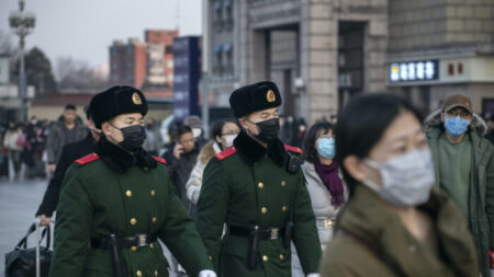 Acusação de 7 cidadãos chineses por ‘repatriação forçada’ de residente dos EUA na China mostra operações semelhantes no Canadá