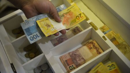 Mais de R$ 30 milhões esquecidos seguem disponíveis para saque, revela Banco Central