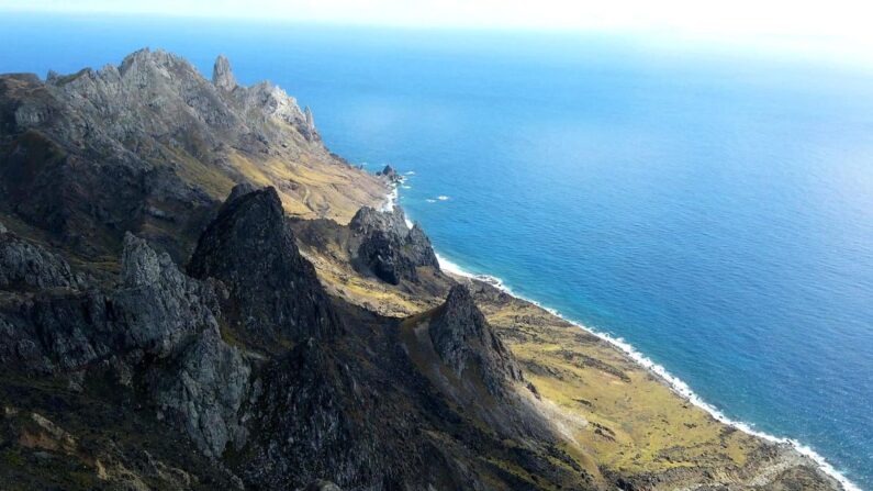 Ilha fica no Espírito Santo, e material é oriundo de redes de pesca (© Marinha do Brasil/ Flickr)