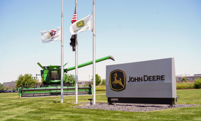 Uma instalação da John Deere em Moline, Illinois, em 7 de junho de 2022 (Cara Ding/The Epoch Times)