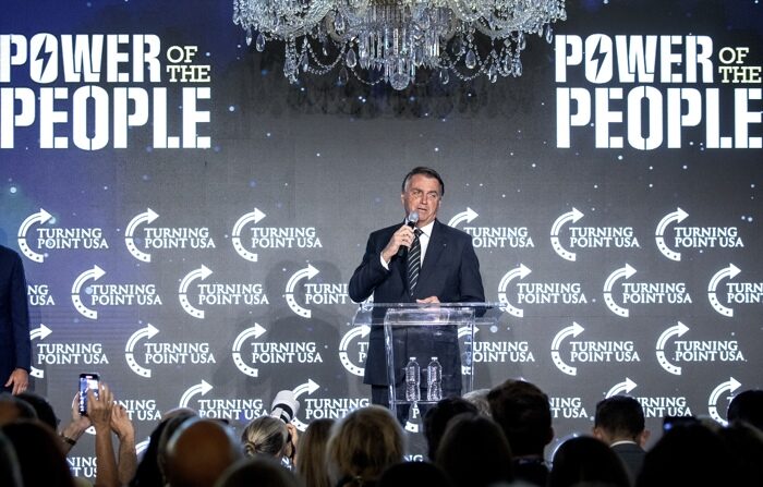 Bolsonaro no Turning Point USA (EFE/EPA/CRISTOBAL HERRERA-ULASHKEVICH)