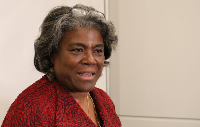 A embaixadora dos Estados Unidos na ONU, Linda Thomas-Greenfield, foi registrada nesta quinta-feira, 27 de abril, durante entrevista à EFE, no desenvolvimento da primeira Cúpula de Cidades das Américas, em Denver (Colorado, EUA). EUA)
  (EFE/Octávio Guzmán)