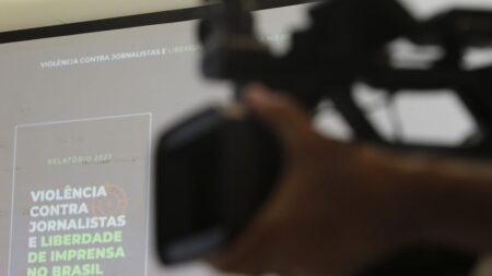 Liberdade de imprensa deve ser garantia da sociedade, dizem entidades