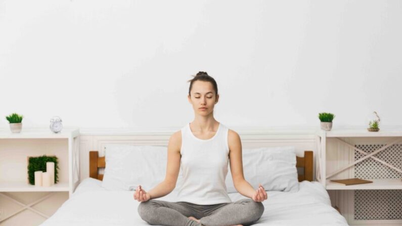 Meditação é muito mais do que aparenta ser (Prostock-studio/Shutterstock)