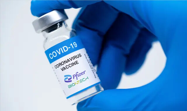 Vacina Pfizer (Marco Lazzarini/Shutterstock)