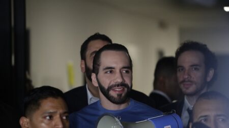 TSE de El Salvador concorda com registro de candidatura do atual presidente do país