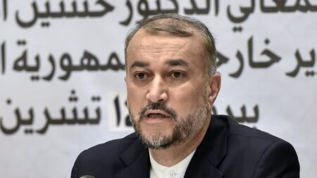 Líder do Irã viajará à Arábia Saudita para discutir guerra em Gaza