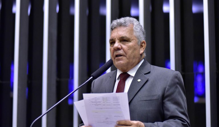 Deputado Alberto Fraga, relator do projeto (Zeca Ribeiro / Câmara dos Deputados)