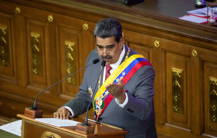 O ditador venezuelano, Nicolás Maduro, apresenta sua prestação de contas à Assembleia Nacional (AN, Parlamento), com uma maioria retumbante pró-regime, em Caracas (EFE/Rayner Peña R.)