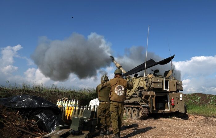 Foto de arquivo do conflito entre Israel e Hezbollah 
 (EFE/EPA/Atef Safadi)