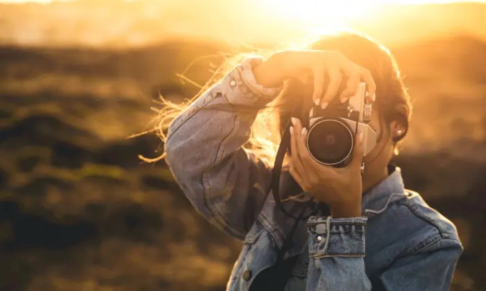 Não importa se você está tirando fotos casuais com o celular ou se está levando a fotografia a sério, há dicas que todos podem aplicar para melhorar suas fotos. (IKO-studio/Shutterstock)