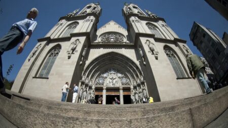 Arquidiocese se diz perplexa sobre CPI contra padre Julio Lacellotti