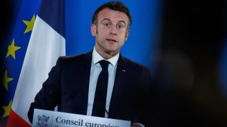 Netanyahu diz a Macron que “sangue” de combatentes criou Israel, não a ONU