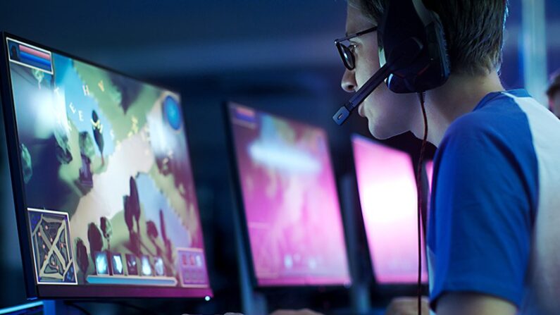 Projeto inclui jogos eletrônicos nas regras de tributação de equipamentos de informática e define normas do setor
(Getty Images/iStockphoto)