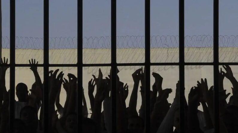 Foto de penitenciária (© Wilson Dias/Agência Brasil)