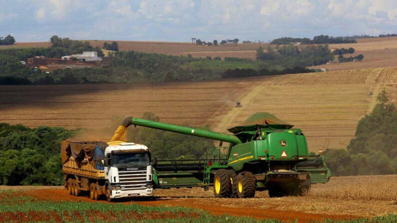 Audiência vai debater soluções para as disparidades entre as regiões que produzem e as que escoam a produção (Jaelson Lucas/AEN)