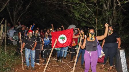 MST invade fazenda em Lagoa Santa e pede desapropriação da terra