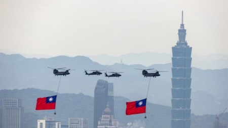 China realiza manobras militares em torno de Taiwan, que mobiliza Forças Armadas