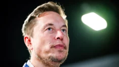 Elon Musk apresenta moção para retirar ação judicial contra OpenAI