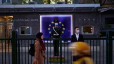 Diplomatas da UE visitam a China e reiteram preocupações sobre a situação “muito grave” dos direitos humanos