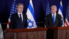 Blinken afirma que os envios de armas para Israel ocorrem “normalmente”, apesar das preocupações de Netanyahu