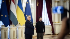 Orbán pede a Zelensky em Kiev que considere a possibilidade de um cessar-fogo