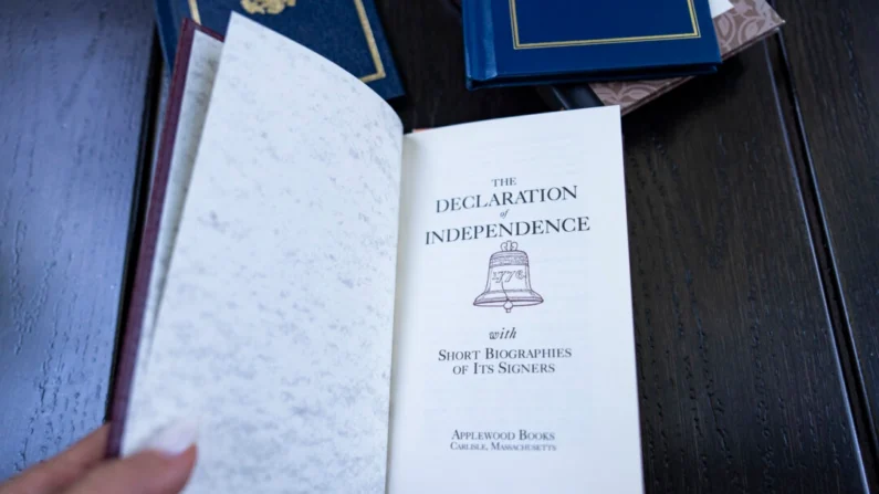 O livro da Declaração da Independência em Columbia, Maryland, em 9 de junho de 2024. (Madalina Vasiliu/Epoch Times)
