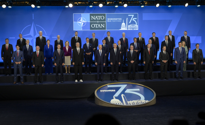 Chefes de Estado e de governo da OTAN posam para uma foto em 10 de julho de 2024 no Centro de Convenções Walter E. Washington, em Washington (EFE/Lenin Nolly)