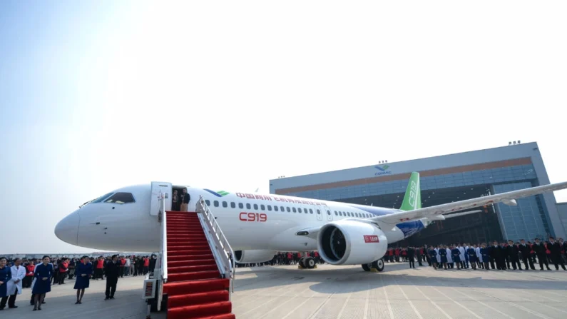 O Comac C919 da China é apresentado ao público em Xangai, China, em 2 de novembro de 2015. (VCG via Getty Images)
