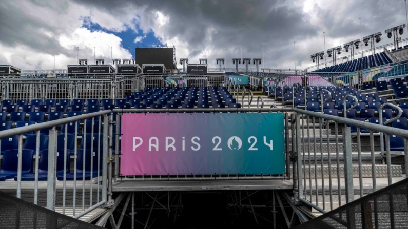 Vista geral do Estádio da Torre Eiffel, local dos eventos de vôlei de praia antes dos Jogos Olímpicos de Paris 2024, em 13 de julho de 2024, em Paris, França (Foto: Maja Hitij/Getty Images)