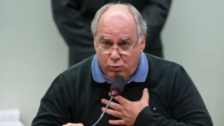 Ex-diretor da Petrobras Renato Duque é condenado a 98 anos de prisão na Lava Jato