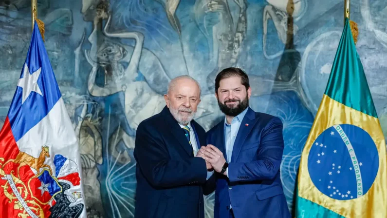 Presidente do Brasil, Luis Inácio Lula da Silva e presidente do Chine, Gabriel Boric, no Palácio de La Moneda, em Santiago (Ricardo Stuckert/PR)