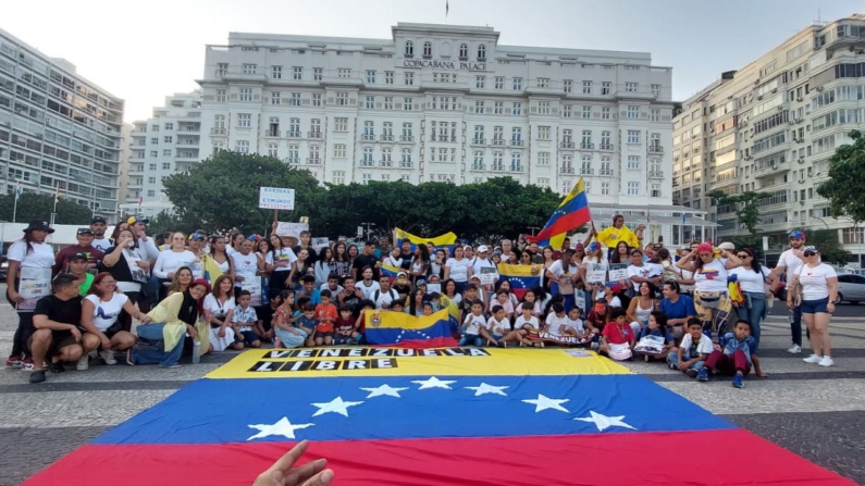 Imigrantes e refugiados venezuelanos que vivem no Brasil se reúnem no Rio de Janeiro (Imagem: Organização Venezuela Global)