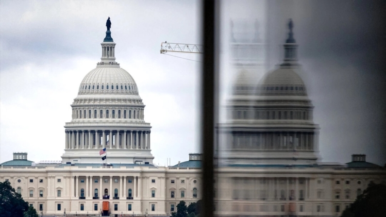 O Capitólio dos EUA visto do National Mall em Washington em 9 de agosto de 2024. (Aaron Schwartz/Middle East Images/AFP via Getty Images)