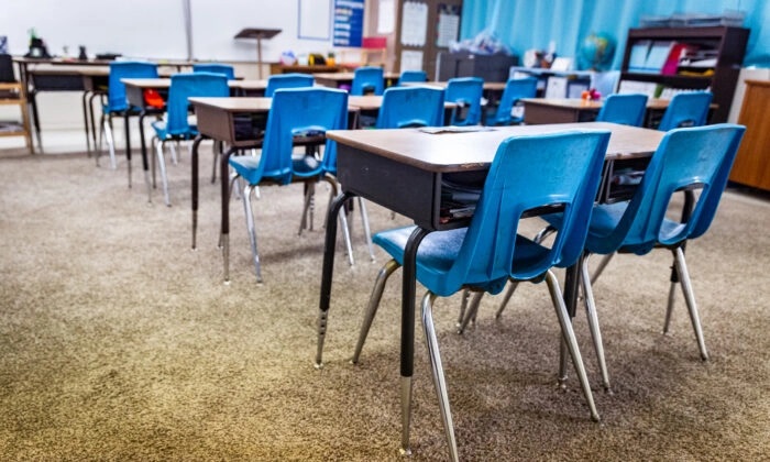 Uma sala de aula em Tustin, Califórnia, em uma foto de arquivo (John Fredricks/The Epoch Times)