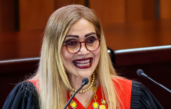 Foto de arquivo em 31 de janeiro de 2024 da presidente da Suprema Corte de Justiça, Caryslia Rodriguez, durante o início do ano judiciário na sede do TSJ em Caracas (EFE/ Miguel Gutiérrez)