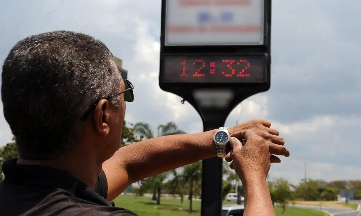 ONS pede retorno do horário de verão – entenda como a medida pode afetar a população 