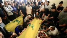 Israel afirma ter matado chefe da unidade aérea do Hezbollah