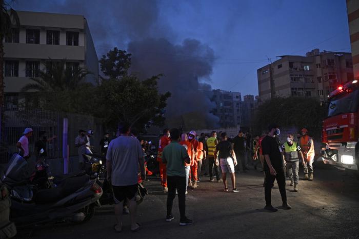 Bombardeio israelense atinge arredores do aeroporto de Beirute