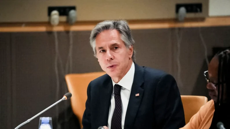 O secretário de Estado Antony Blinken fala durante a Reunião de Alto Nível para Lançar o Tratado de Corte de Materiais Físseis dos Amigos na sede da ONU em Nova York em 23 de setembro de 2024. Bryan R. Smith/Pool/AFP via Getty Images

