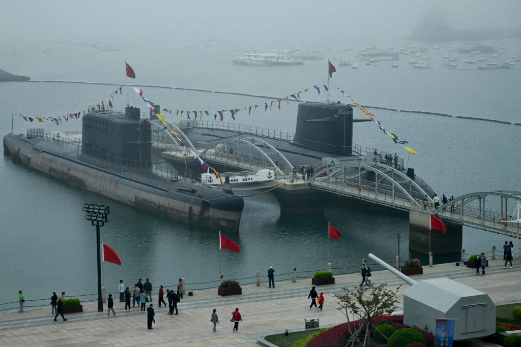 Naufrágio de submarino nuclear da China mostra desafio nos seus esforços de recuperação