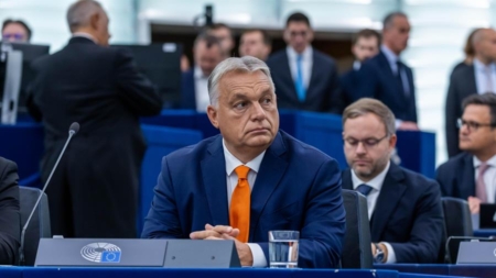 Orbán culpa migrantes pelo aumento de antissemitismo, homofobia e violência de gênero